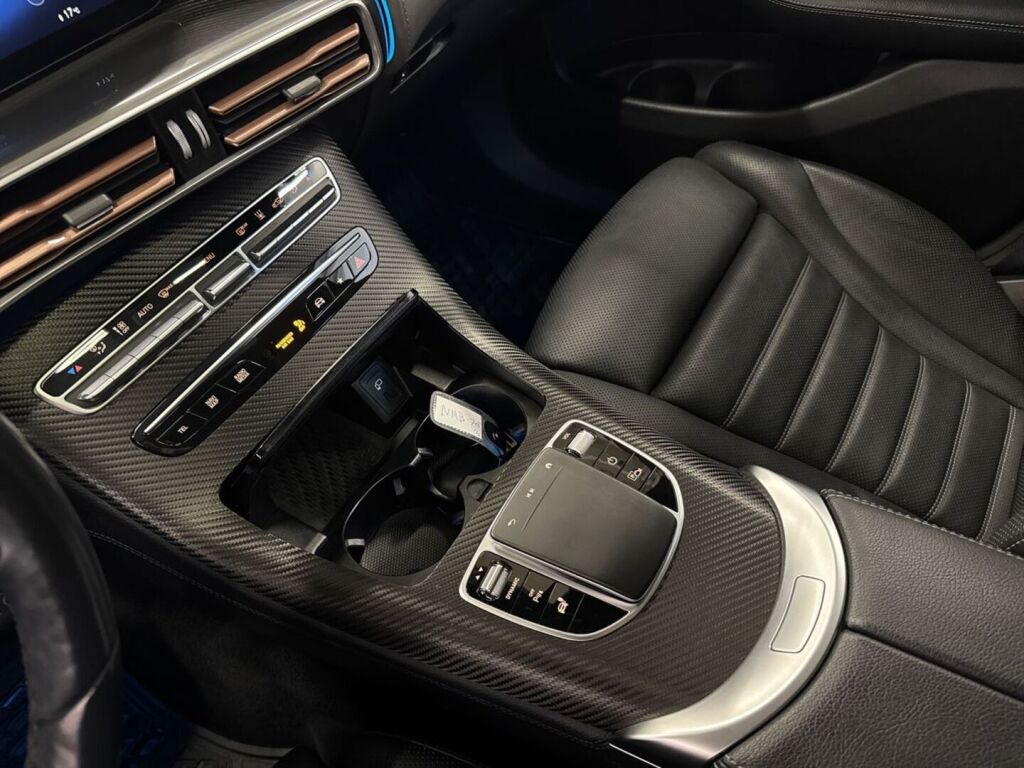 Mercedes-Benz EQC 2021 Harmaa