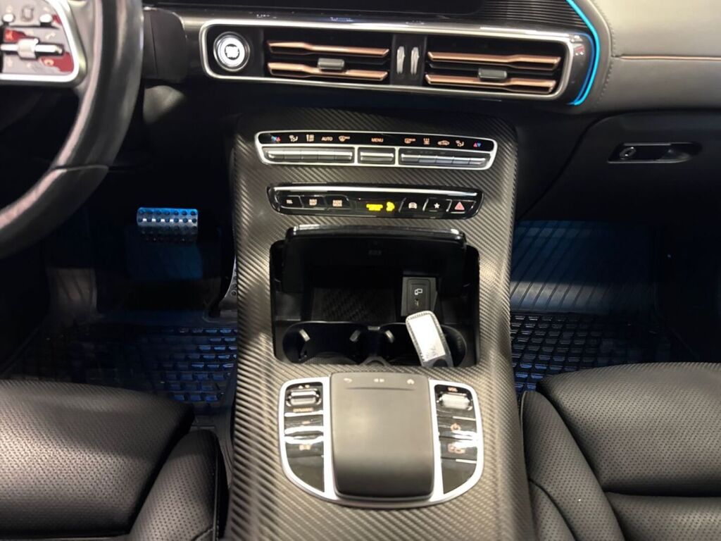 Mercedes-Benz EQC 2021 Harmaa