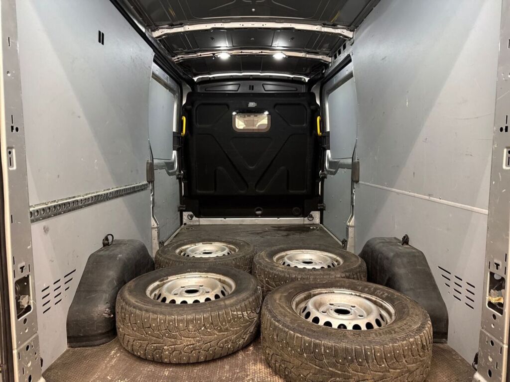 Ford Transit 2021 Harmaa