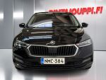 Skoda Octavia 2021 Musta
