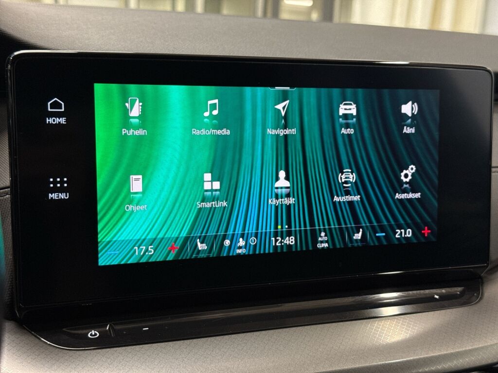 Skoda Octavia 2021 Musta