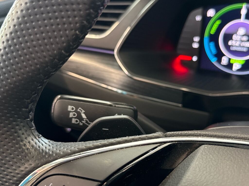 Skoda Superb 2022 Valkoinen