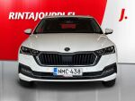 Skoda Octavia 2021 Valkoinen