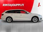 Skoda Octavia 2021 Valkoinen