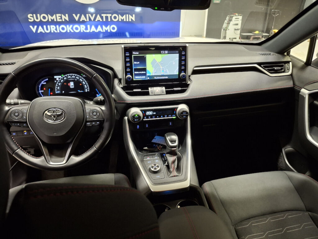 Toyota RAV4 Plug-in 2021 Valkoinen