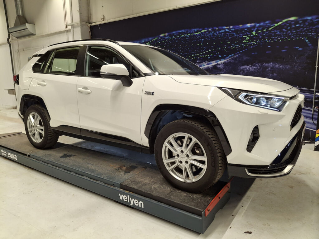 Toyota RAV4 Plug-in 2021 Valkoinen
