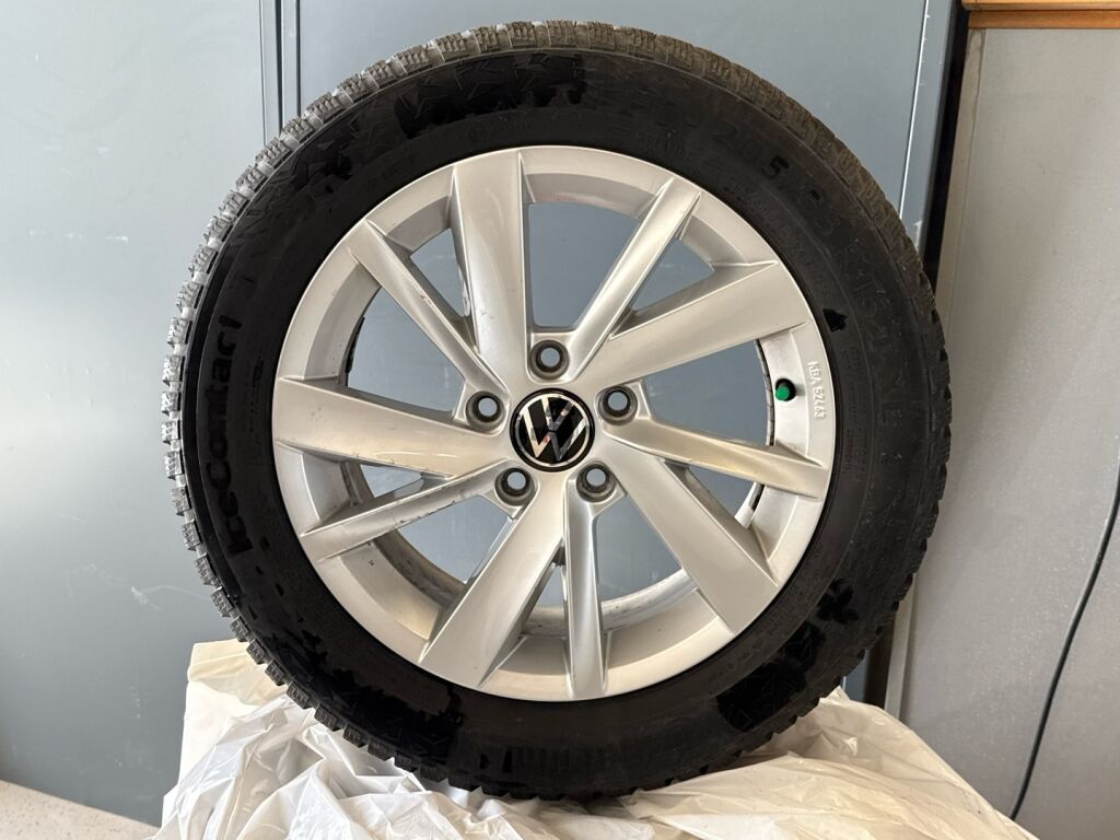 Volkswagen Golf 2021 Harmaa