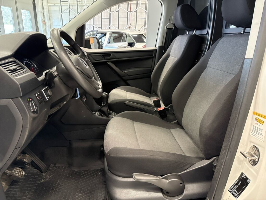 Volkswagen Caddy Maxi 2021 Valkoinen
