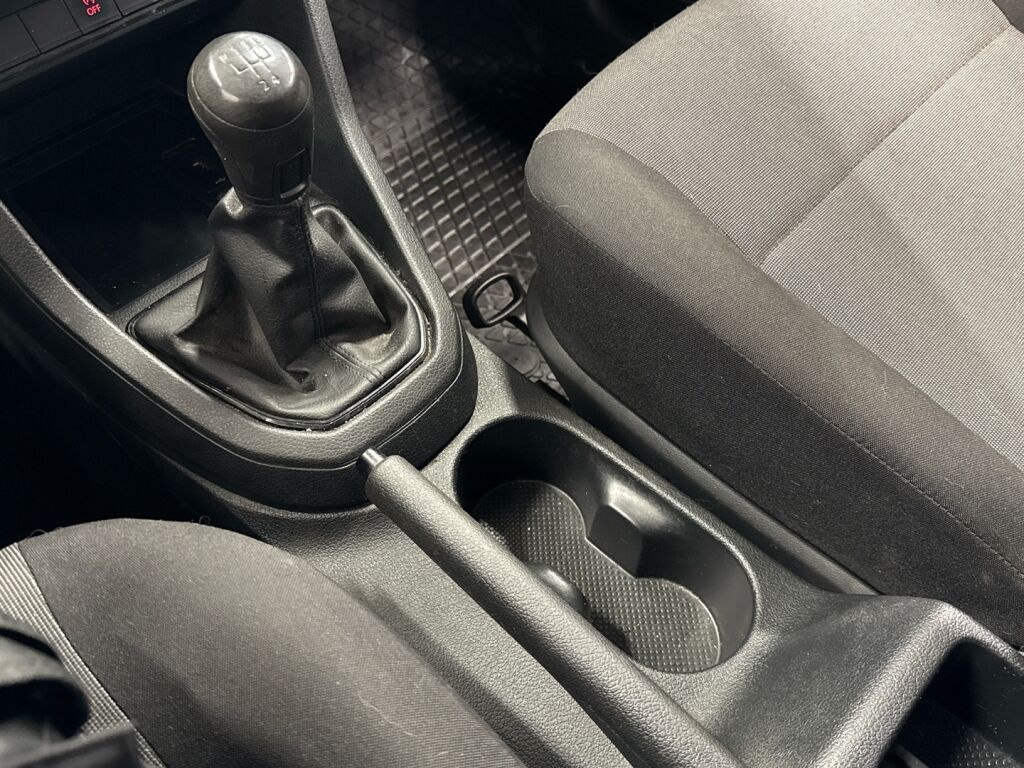 Volkswagen Caddy Maxi 2021 Valkoinen