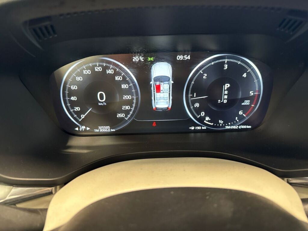 Volvo XC60 2017 Ruskea (beige)