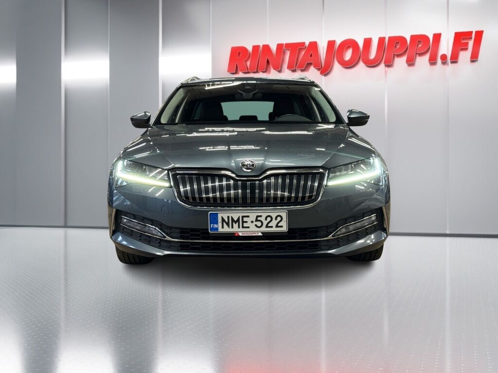Skoda Superb 2021 Harmaa
