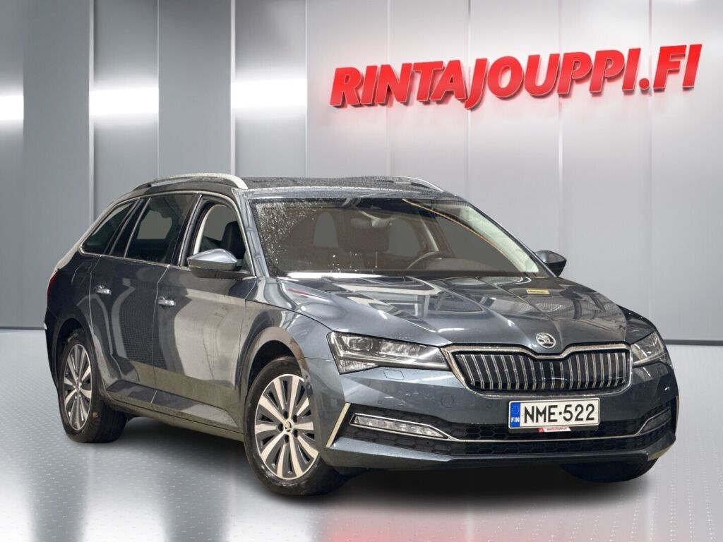Skoda Superb 2021 Harmaa
