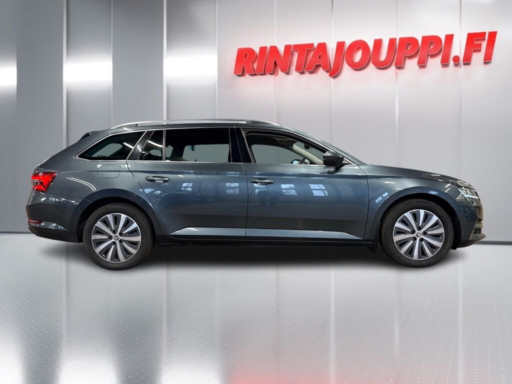 Skoda Superb 2021 Harmaa