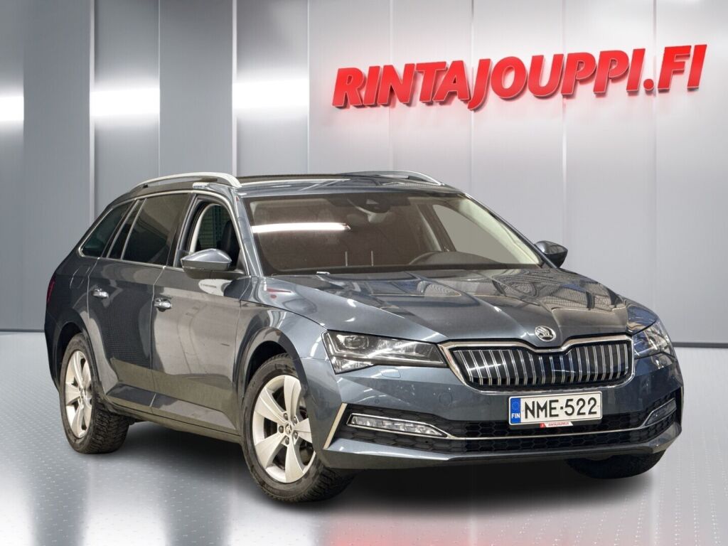 Skoda Superb 2021 Harmaa