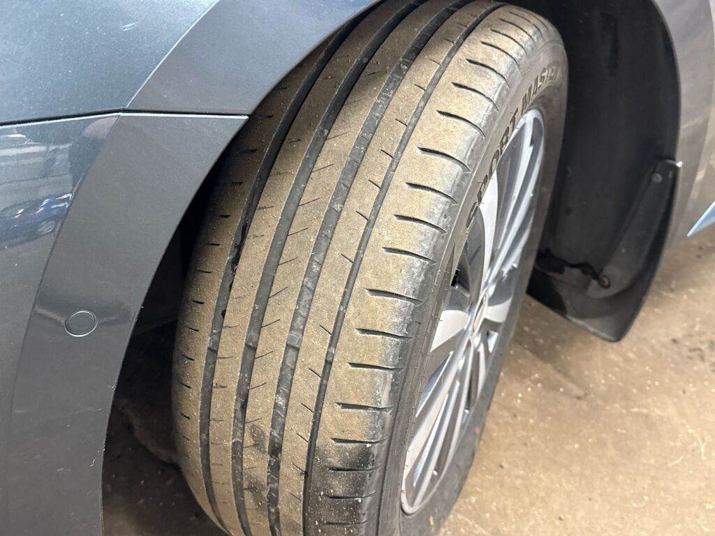 Skoda Superb 2021 Harmaa