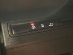 Peugeot 3008 2021 Punainen
