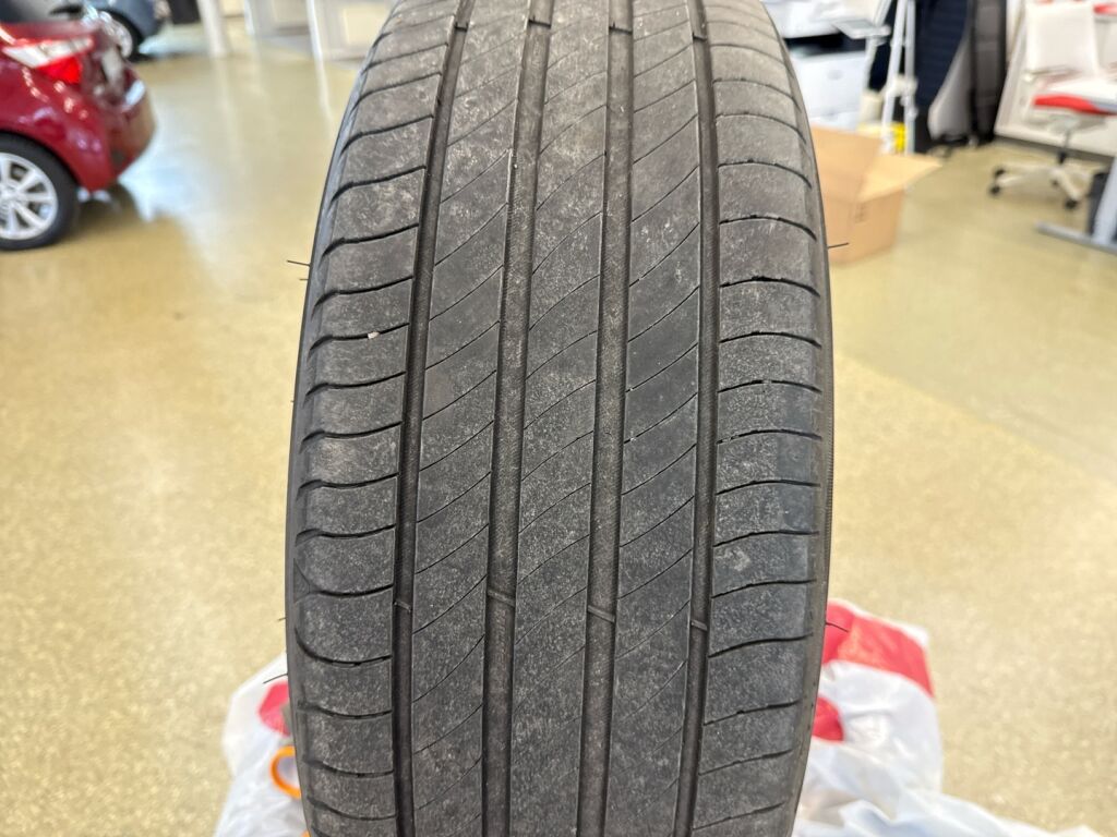 Peugeot 3008 2021 Valkoinen