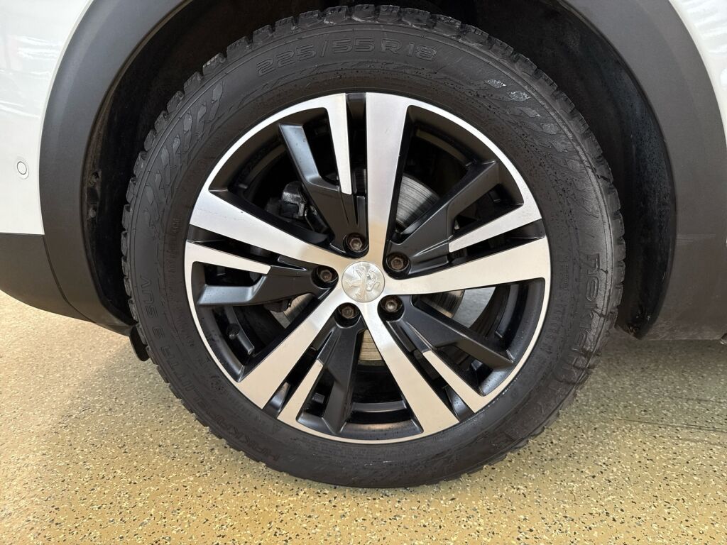 Peugeot 3008 2021 Valkoinen