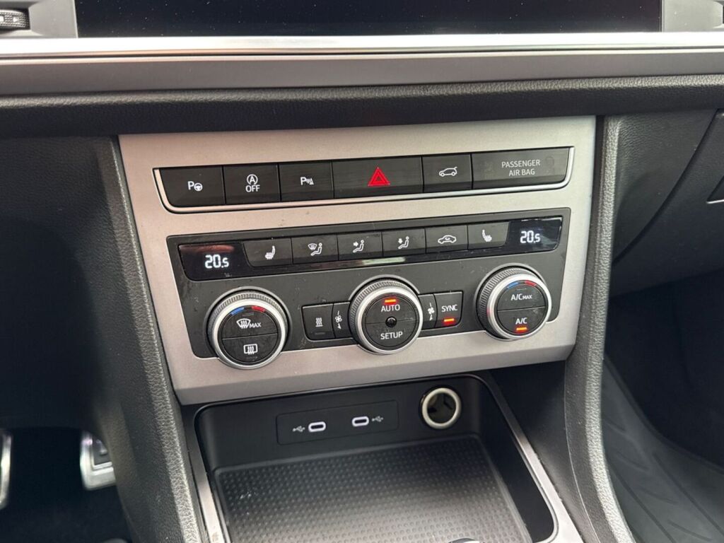 Seat Ateca 2021 Harmaa