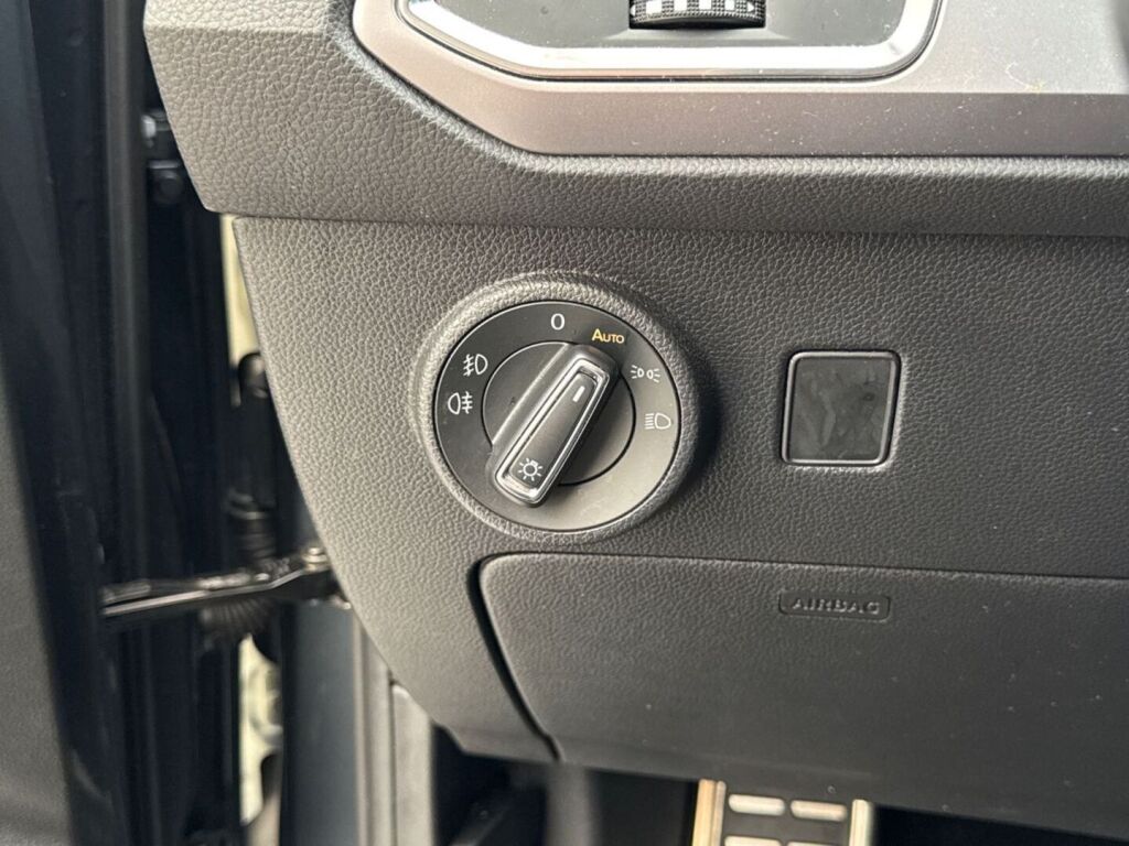 Seat Ateca 2021 Harmaa