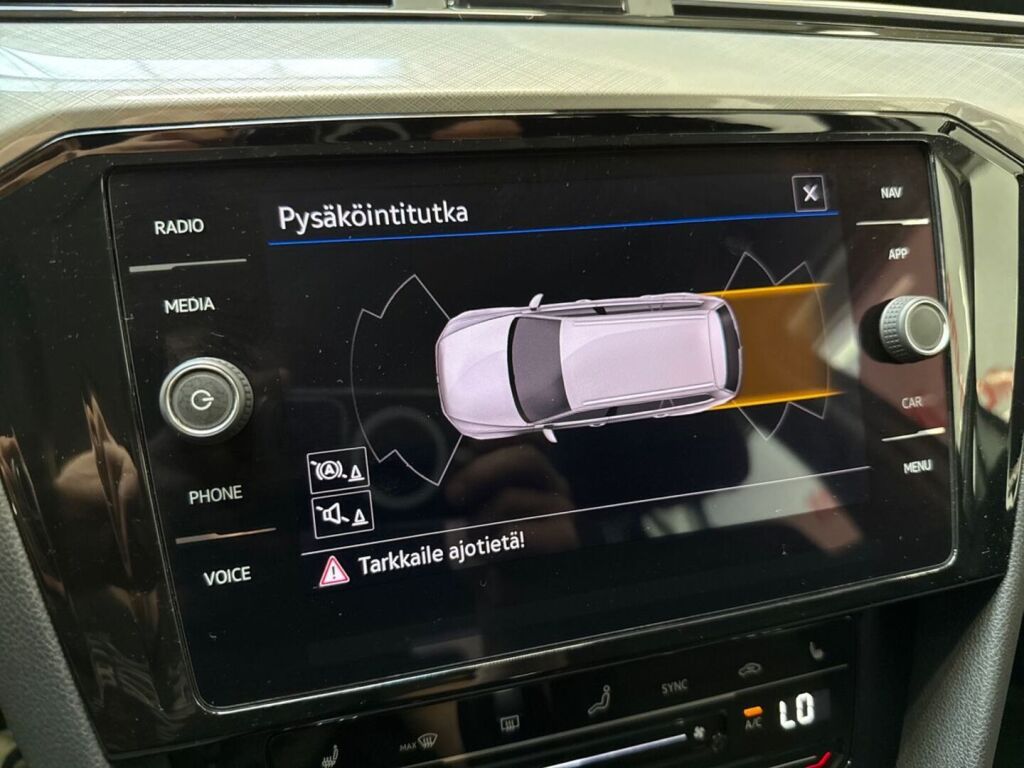 Volkswagen Passat 2021 Sininen