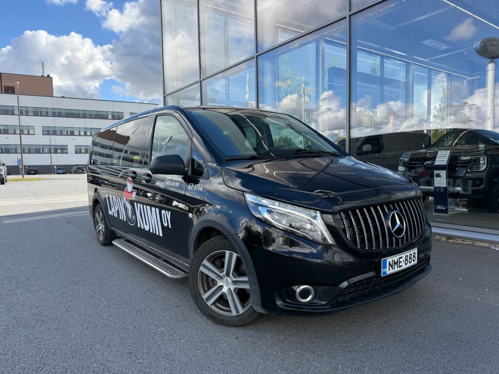 Mercedes-Benz Vito 2021 Musta