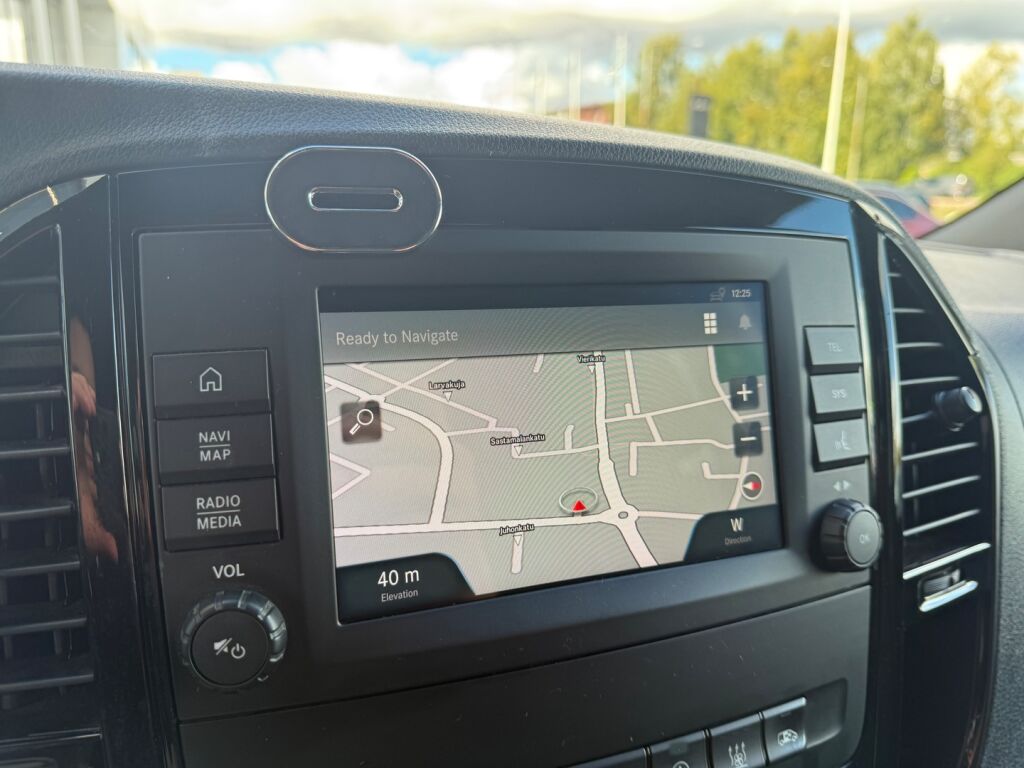 Mercedes-Benz Vito 2021 Musta