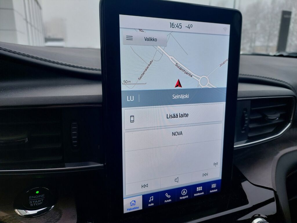 Ford Explorer 2021 Sininen