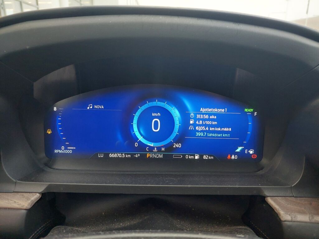 Ford Explorer 2021 Sininen