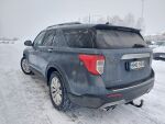 Ford Explorer 2021 Sininen