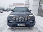 Ford Explorer 2021 Sininen