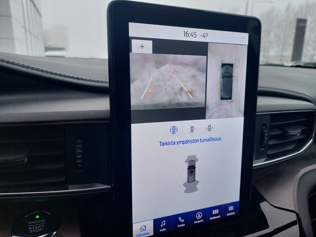 Ford Explorer 2021 Sininen