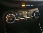 Ford Fiesta 2021 Punainen