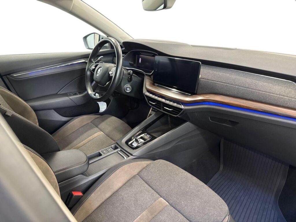 Skoda Octavia 2021 Harmaa