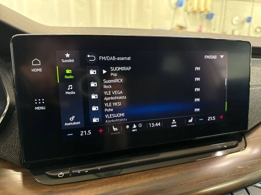 Skoda Octavia 2021 Harmaa