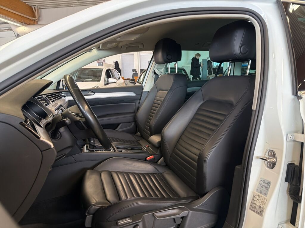 Volkswagen Passat 2016 Valkoinen