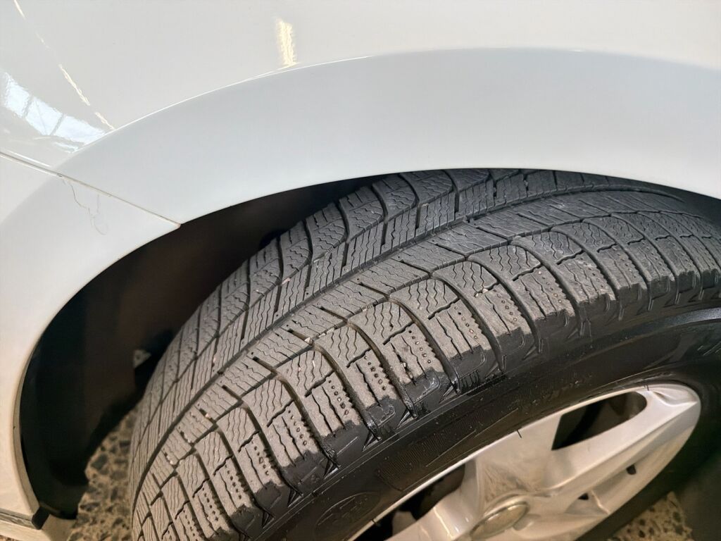 Volkswagen Passat 2016 Valkoinen