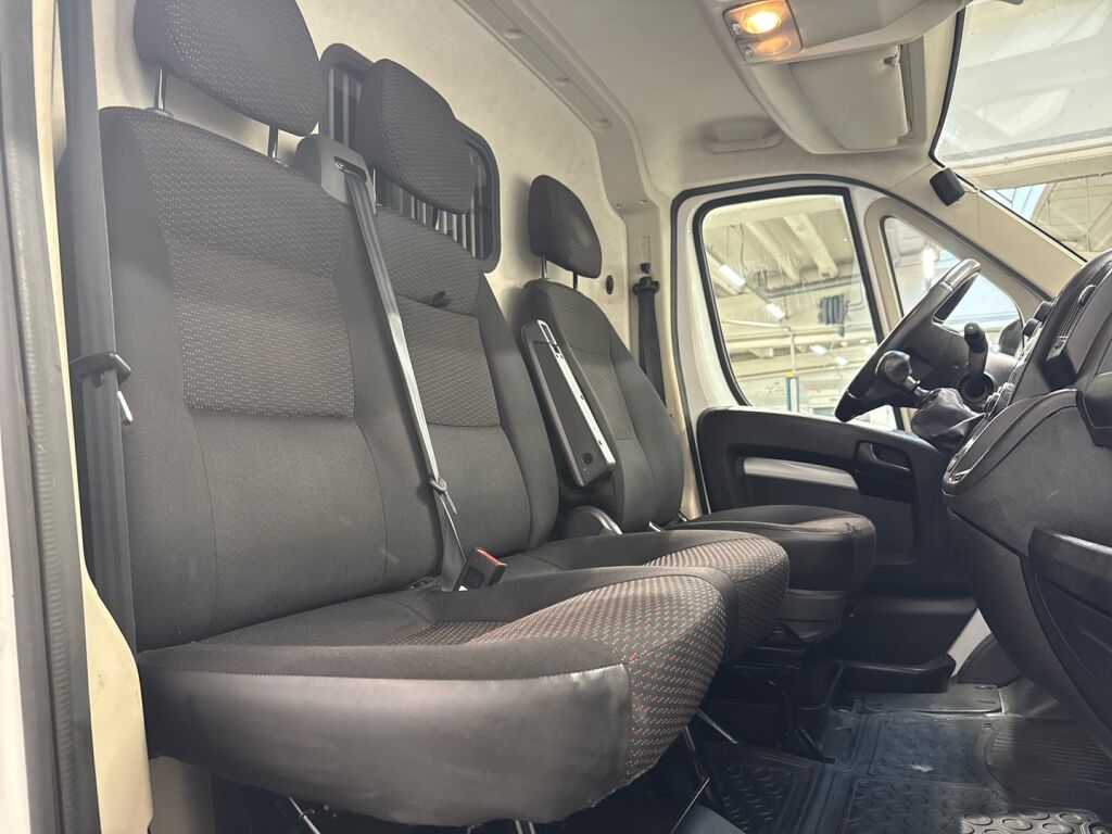 Peugeot Boxer 2021 Valkoinen