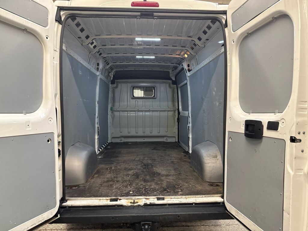Peugeot Boxer 2021 Valkoinen