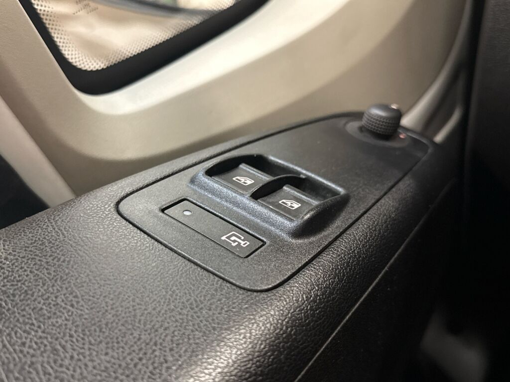 Peugeot Boxer 2021 Valkoinen