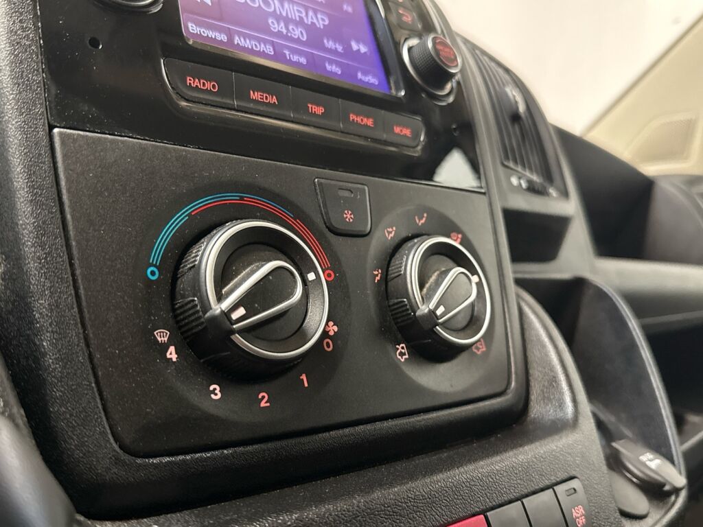 Peugeot Boxer 2021 Valkoinen