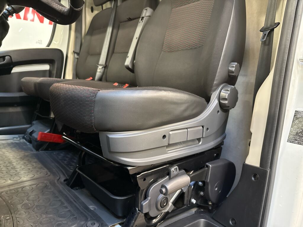 Peugeot Boxer 2021 Valkoinen