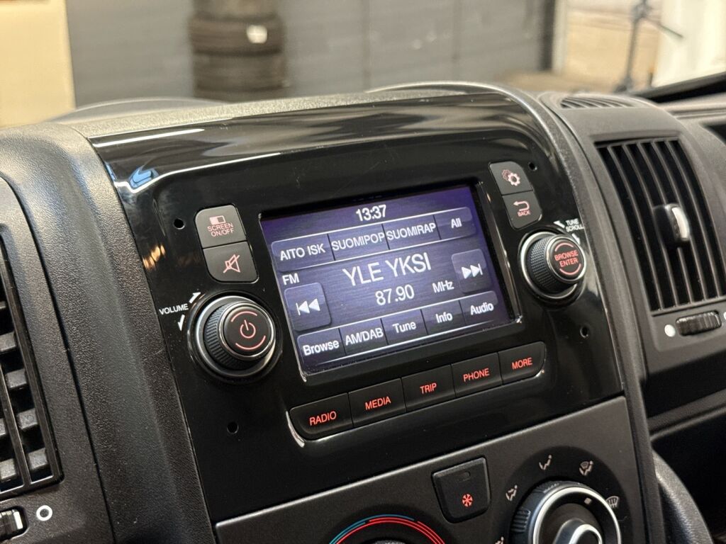 Peugeot Boxer 2021 Valkoinen