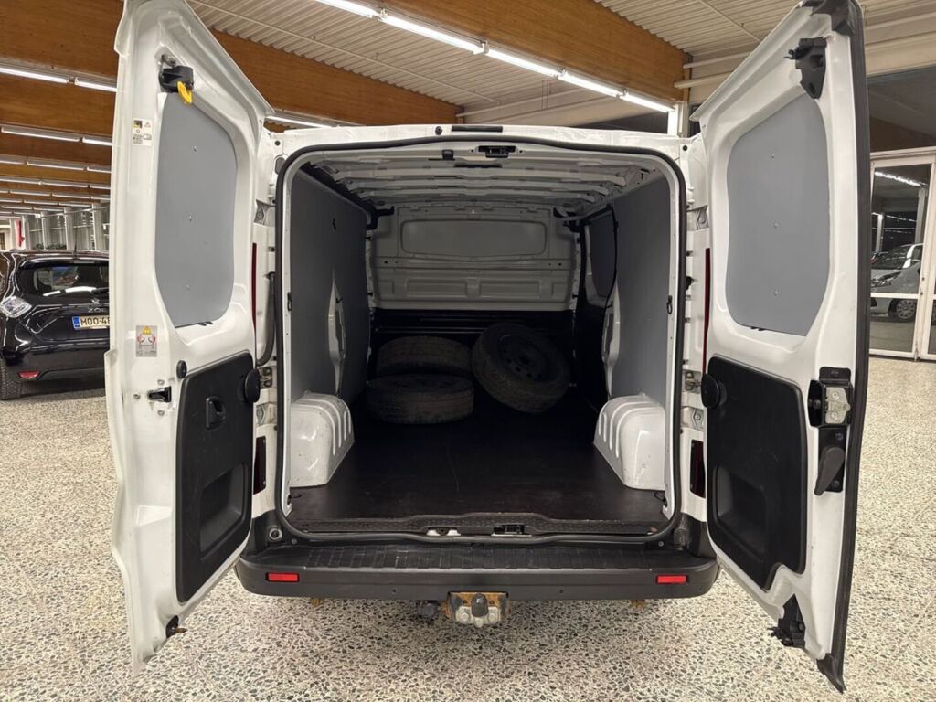 Nissan NV300 2021 Valkoinen