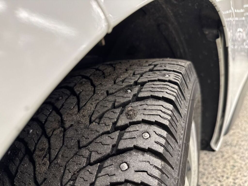 Nissan NV300 2021 Valkoinen