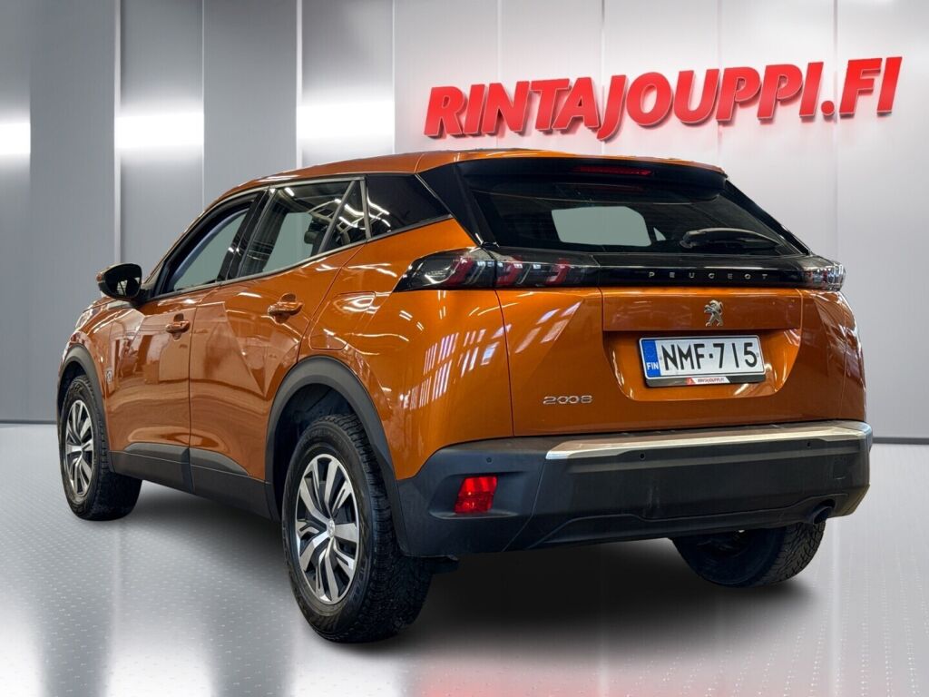 Peugeot 2008 2021 Oranssi