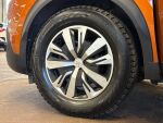 Peugeot 2008 2021 Oranssi