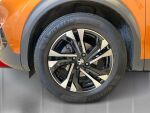 Peugeot 2008 2021 Oranssi