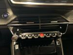 Peugeot 2008 2021 Oranssi