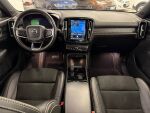 Volvo XC40 2021 Musta